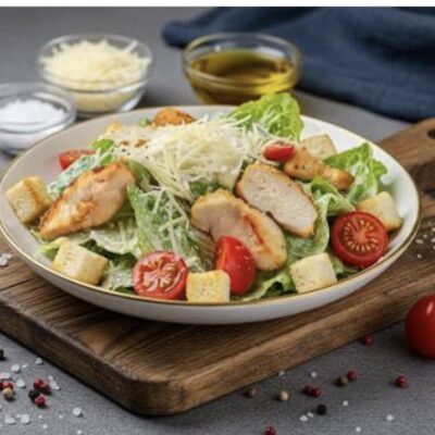 Салат "Цезарь с курицей"